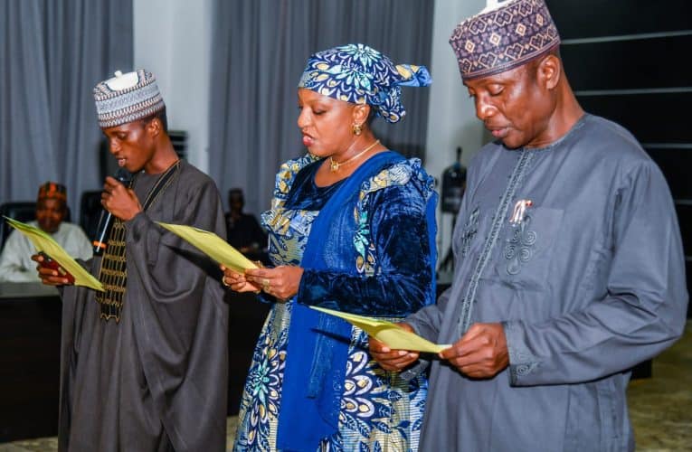 Governor AbdulRazaq reshuffle Cabinet as Buhari, Kawu-Moddibo swears-in as commissioners