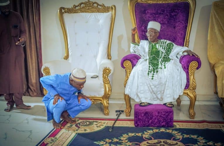 Oba of Jebba Expresses Gratitude to Kwara Governor over completion of Jebba water works