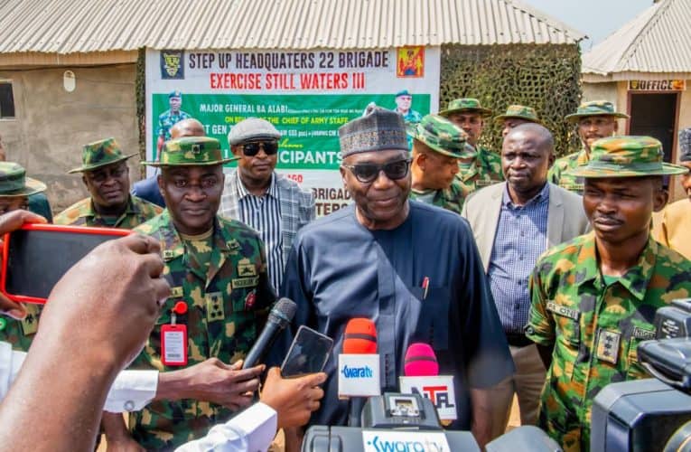 Kwara Gov visits Military camp in oro Ago, commend improved security in region