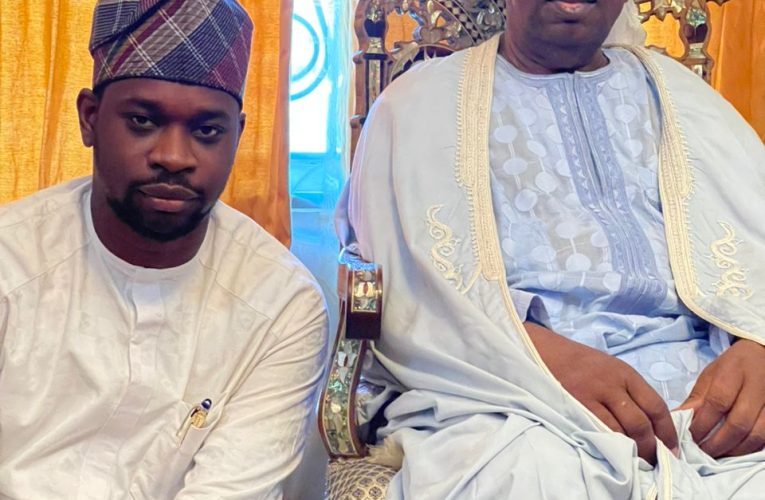 APC Rep Aspirant Akintade Shittu Abdulmutalib Celebrates Emir of Ilorin at 86